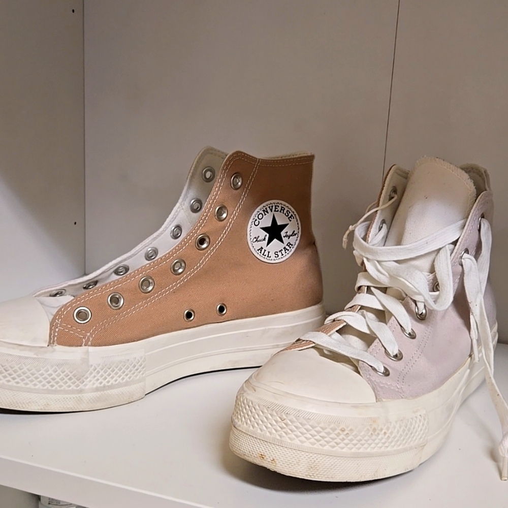 Converse Chuck Taylor All Star Lift Platform 2 colors Sneakers Women's Size 9